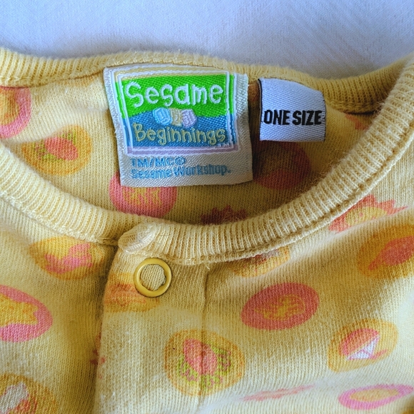 vintage Sesame Beginnings unisex baby sleep gown with foldover mitts 6 months - Picture 2 of 5